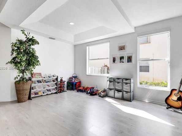 4202 Bahia Isle Cir, Wellington FL 33449