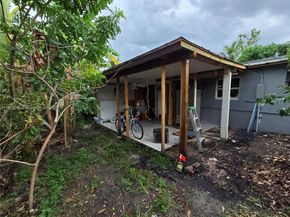 3433 SW 12th Pl, Fort Lauderdale FL 33312