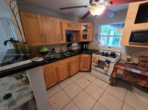 3433 SW 12th Pl, Fort Lauderdale FL 33312