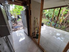 3433 SW 12th Pl, Fort Lauderdale FL 33312