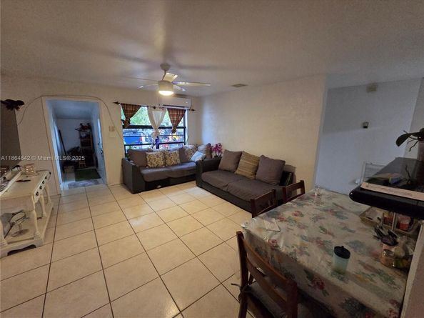 3433 SW 12th Pl, Fort Lauderdale FL 33312
