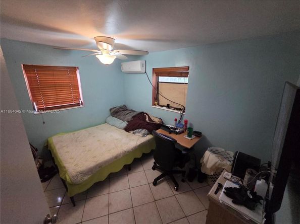3433 SW 12th Pl, Fort Lauderdale FL 33312