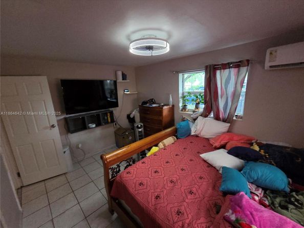 3433 SW 12th Pl, Fort Lauderdale FL 33312