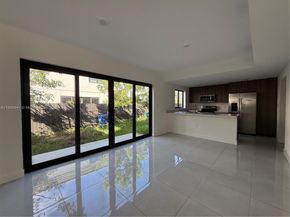 1159 NW 1st St, Florida City FL 33034