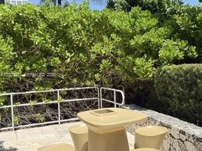5875 Collins Ave 708, Miami Beach FL 33140