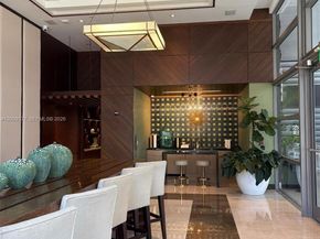 5875 Collins Ave 708, Miami Beach FL 33140