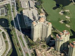 19501 W Country Club Dr PH06, Aventura FL 33180