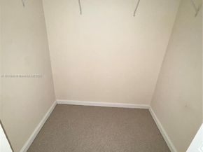 19501 W Country Club Dr PH06, Aventura FL 33180