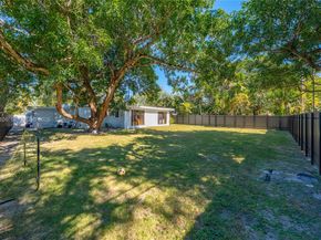 638 NE 141st St, North Miami FL 33161