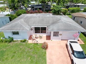 1090 NW 66th Ter