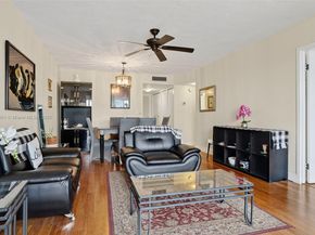 2871 Somerset Dr 212, Lauderdale Lakes FL 33311