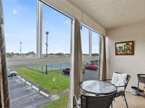 2871 Somerset Dr 212, Lauderdale Lakes FL 33311