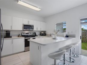 413 NW 12th Pl, Florida City FL 33034