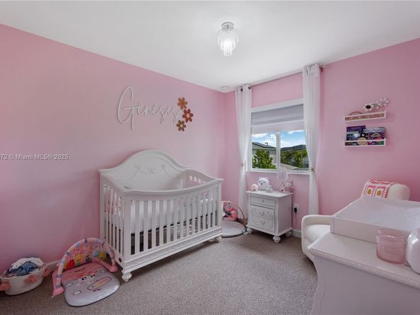 413 NW 12th Pl, Florida City FL 33034