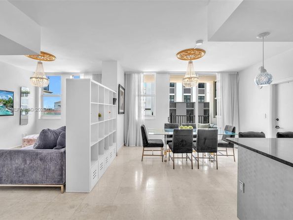 4100 Salzedo St 519, Coral Gables FL 33146