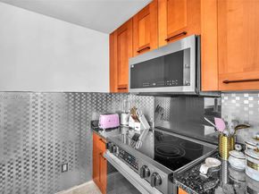 4100 Salzedo St 519, Coral Gables FL 33146