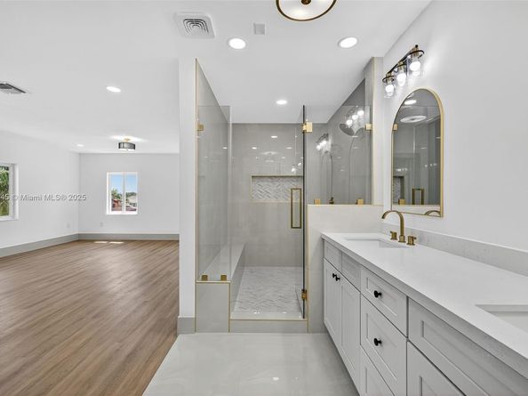 10864 SW 141st Ln, Miami FL 33176