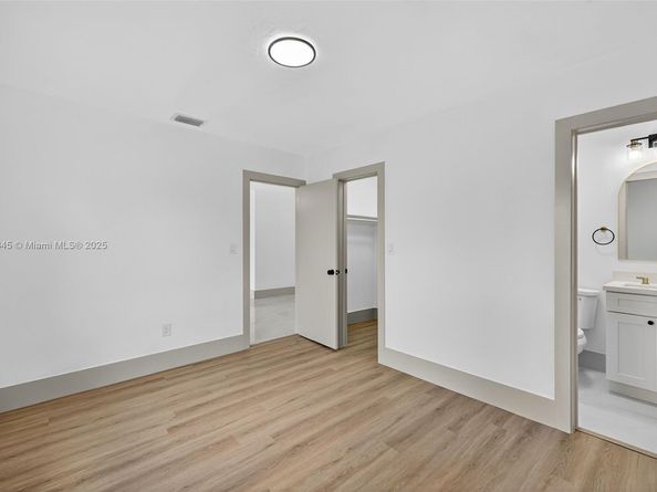 10864 SW 141st Ln, Miami FL 33176