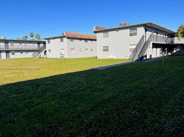 4300 SW 67th Ave 21, Miami FL 33155