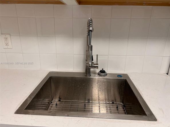 4300 SW 67th Ave 21, Miami FL 33155