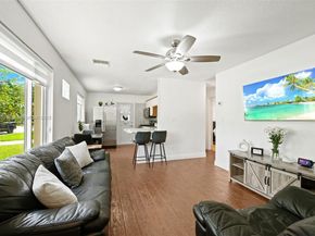 5641 SW 37th Ct, Davie FL 33314