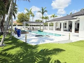 11390 SW 30th St, Miami FL 33165