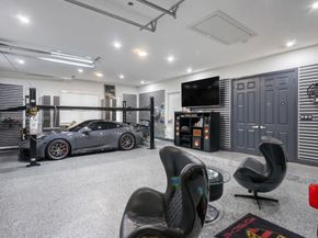 11390 SW 30th St, Miami FL 33165