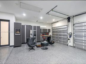 11390 SW 30th St, Miami FL 33165