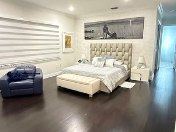 11390 SW 30th St, Miami FL 33165