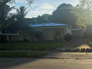 3033 Clyde Rd