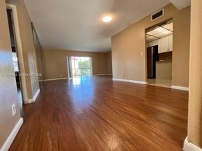 Undisclosed Address #A12000260, Lauderhill FL 33319