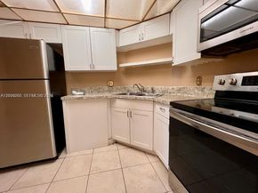 Undisclosed Address #A12000260, Lauderhill FL 33319