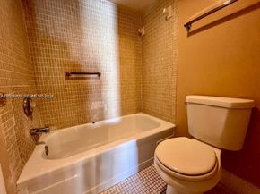 Undisclosed Address #A12000260, Lauderhill FL 33319