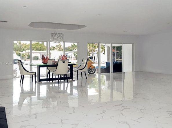 2055 Keystone Blvd, North Miami FL 33181
