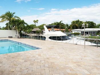 2055 Keystone Blvd