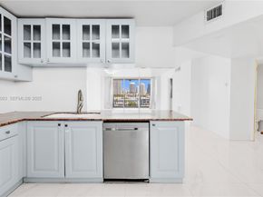 3545 NE 166th St 1004, North Miami Beach FL 33160