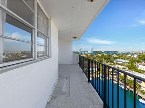 3545 NE 166th St 1004, North Miami Beach FL 33160