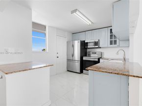 3545 NE 166th St 1004, North Miami Beach FL 33160