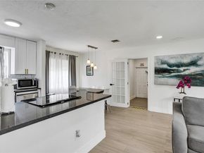 1124 NE 6th St, Hallandale Beach FL 33009