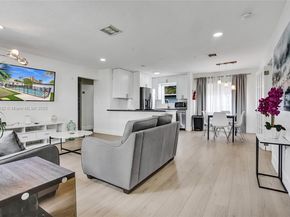 1124 NE 6th St, Hallandale Beach FL 33009
