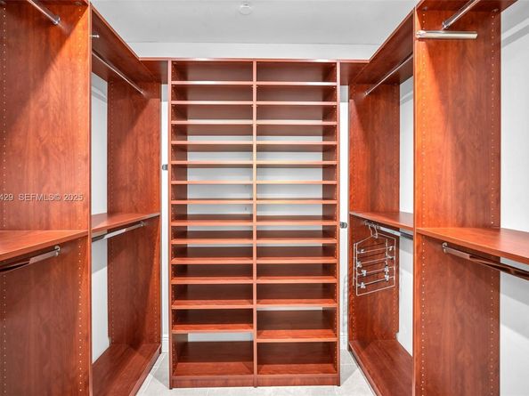 701 SW 142nd Ave 414S, Pembroke Pines FL 33027