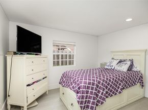 8205 SW 12th Pl, North Lauderdale FL 33068