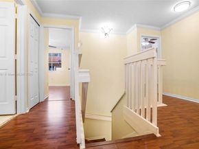 239 Mahogany Ter, Davie FL 33325