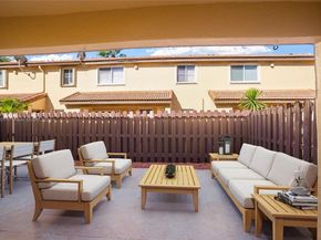 239 Mahogany Ter, Davie FL 33325