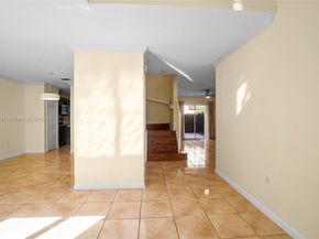 239 Mahogany Ter, Davie FL 33325