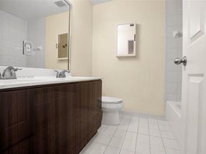 239 Mahogany Ter, Davie FL 33325