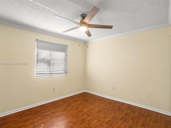 239 Mahogany Ter, Davie FL 33325