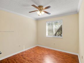 239 Mahogany Ter, Davie FL 33325