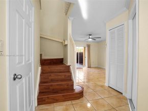 239 Mahogany Ter, Davie FL 33325
