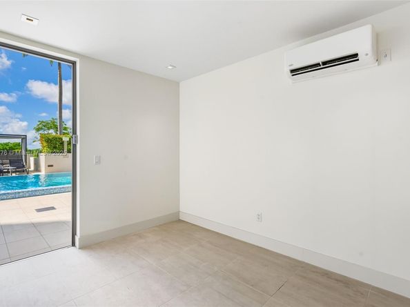 515 Valencia Ave 1201, Coral Gables FL 33134